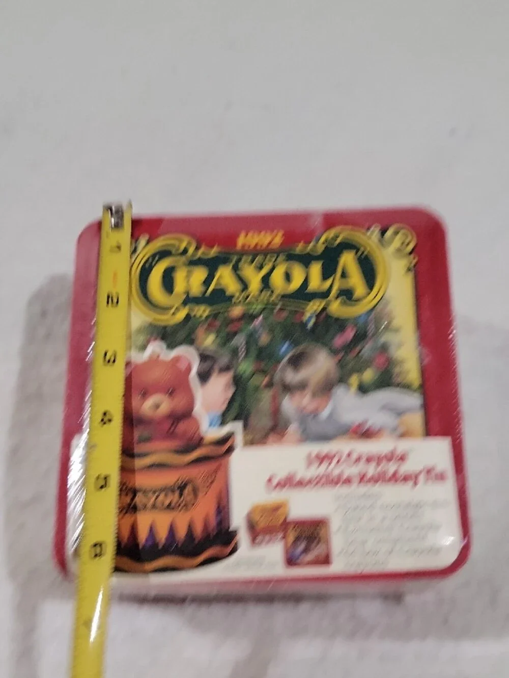 Vintage Crayola 1992 Holiday Collectible Tin - Ornament - Crayons New